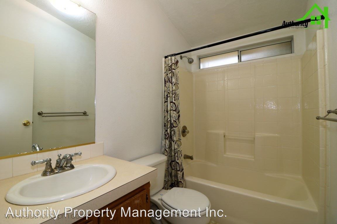 21645 Elk Trail W - Photo 3 of 17