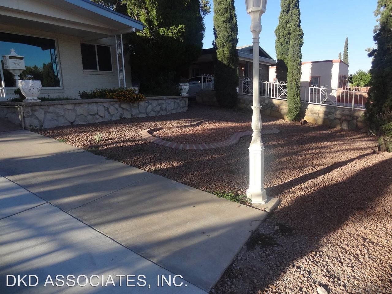 2605 Mountain Ave - Photo 3 of 31