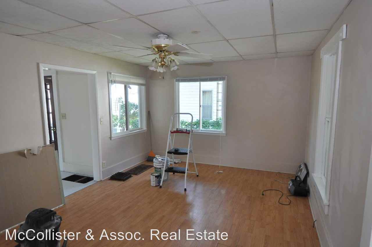 214 S State St - Photo 3 of 8