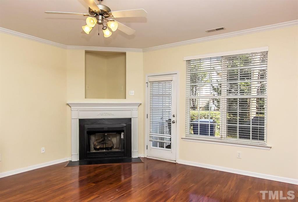 8206 City Loft Ct - Photo 4 of 23