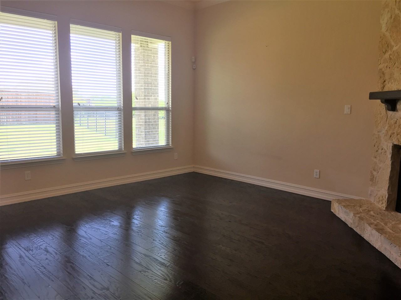 2545 Balmain Ct - Photo 3 of 21