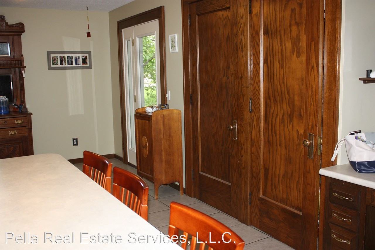 219 Main St - Photo 3 of 13