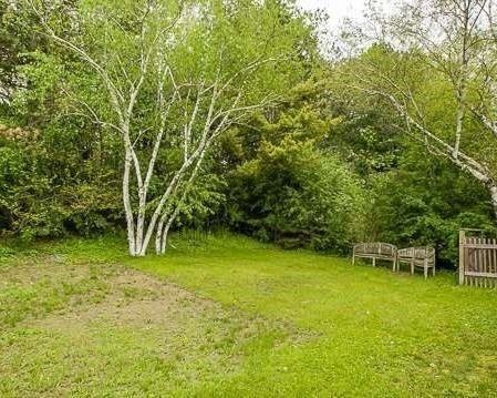 32 Blue Spruce Lane - Photo 2 of 10