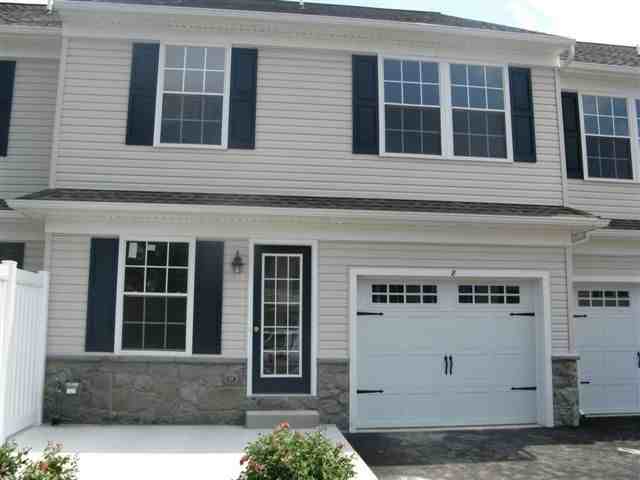 10 Bradford Dr - Photo 2 of 2