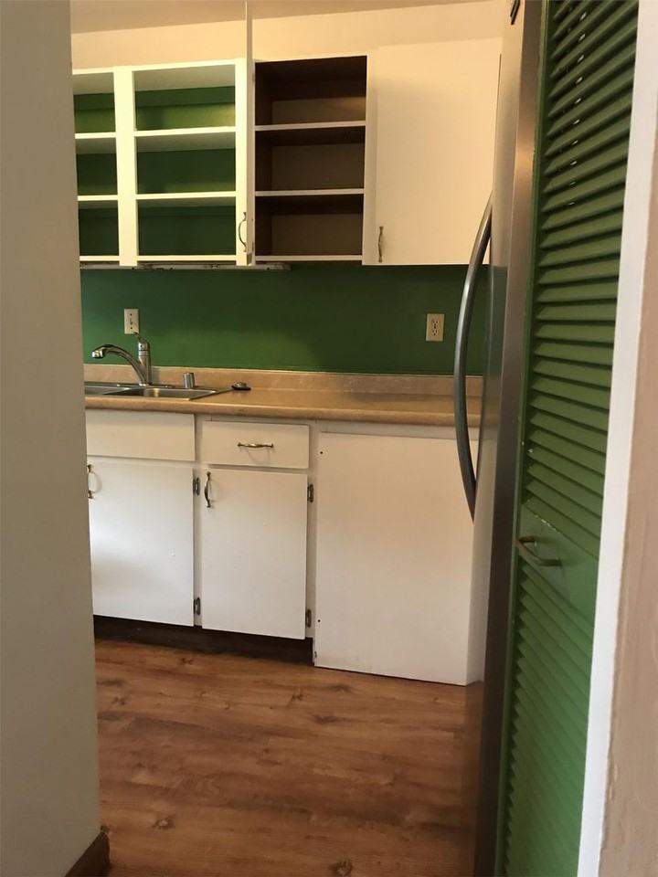 94-1402 Lanikuhana Ave - Photo 3 of 9