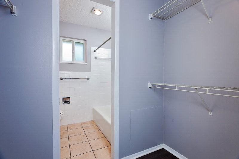 2600 North Amidon Avenue - 1 - Photo 3 of 6