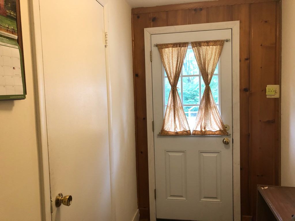 52x2 Ampthill Drive - Photo 3 of 9