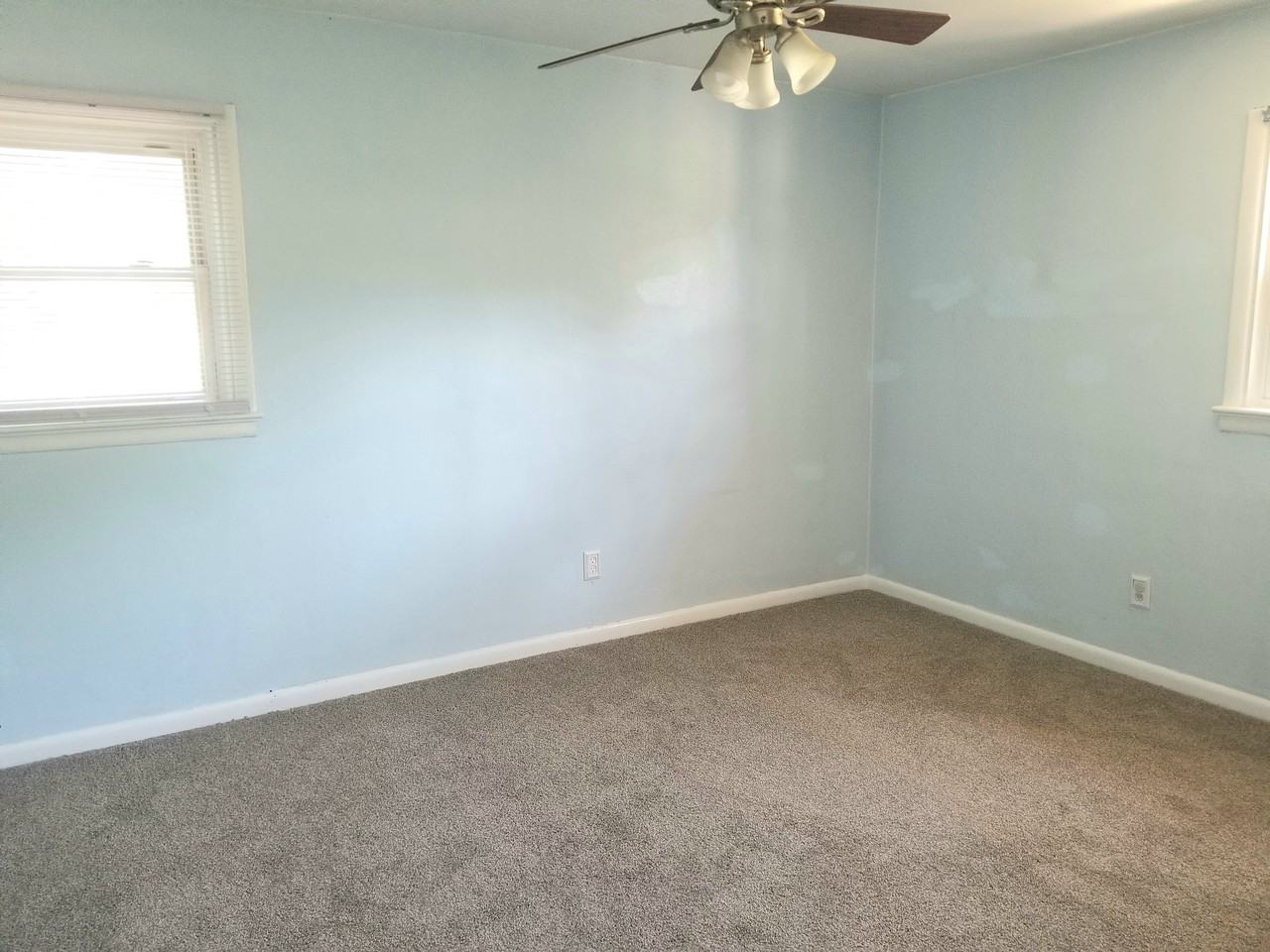 6029 Lockamy Ln - Photo 2 of 8