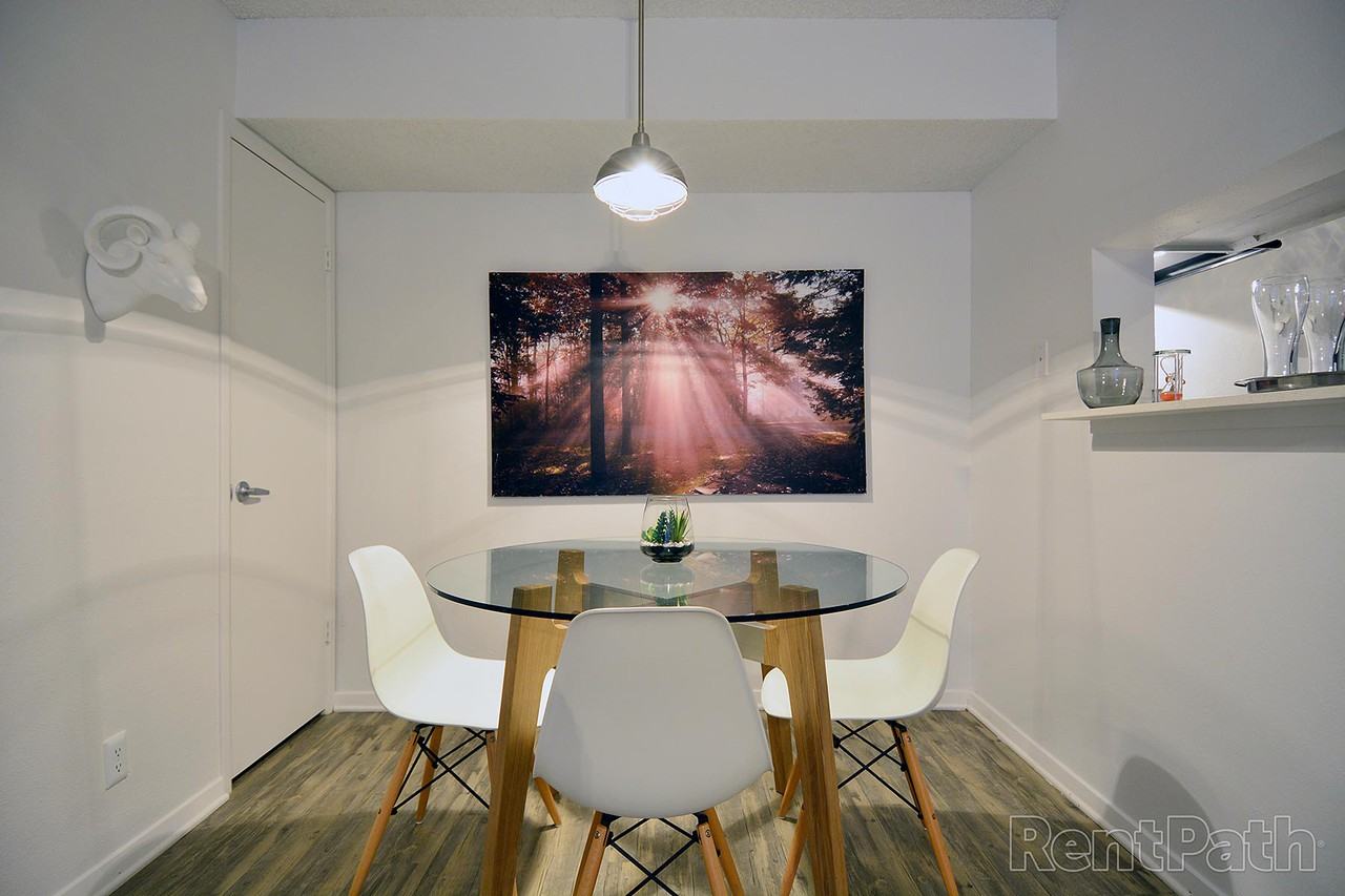 Mueller Flats Apartments - Photo 7 of 44