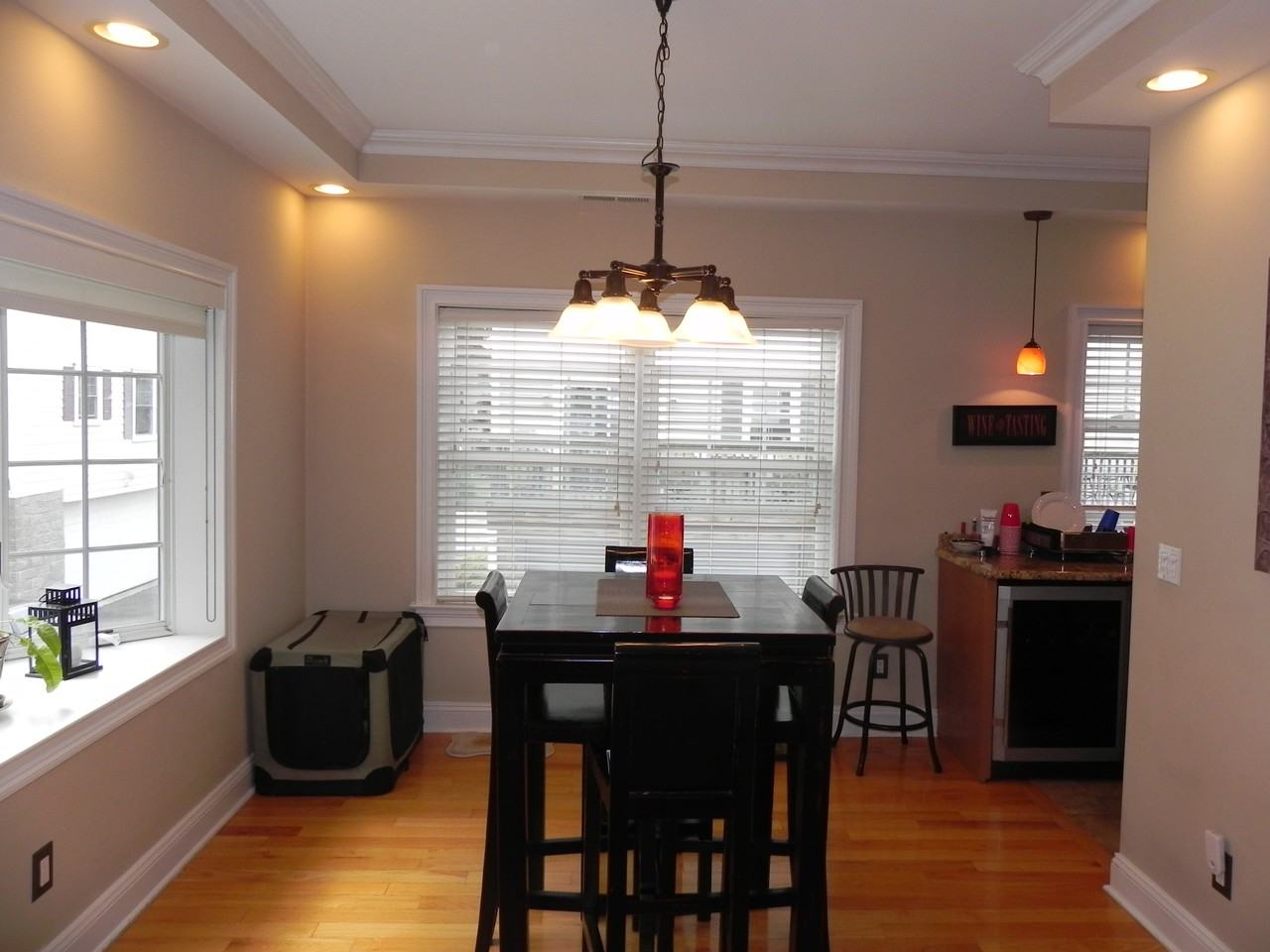 336 Union Ave - Photo 3 of 10