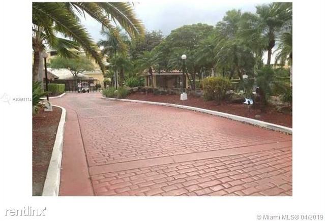 VERABELLA FALLS CONDO - Photo 3 of 11