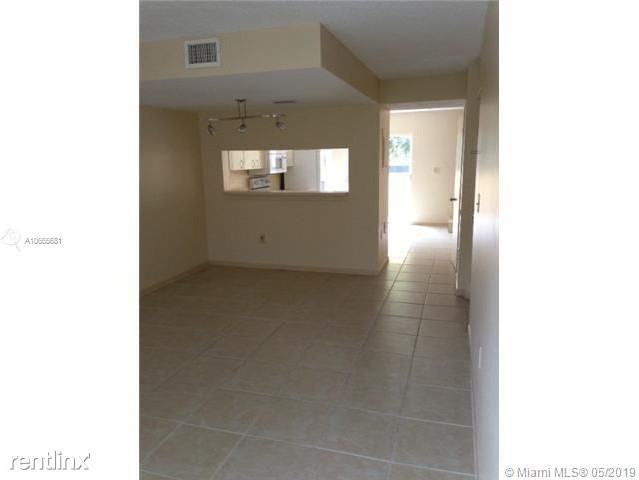 WATERVIEW CONDO Apartments 14941 SW 82nd Terrace, Kendall West, FL