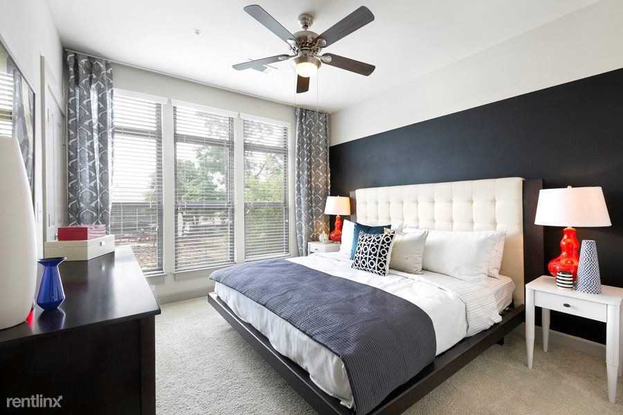 5th st. and Lamar - Photo 3 of 13