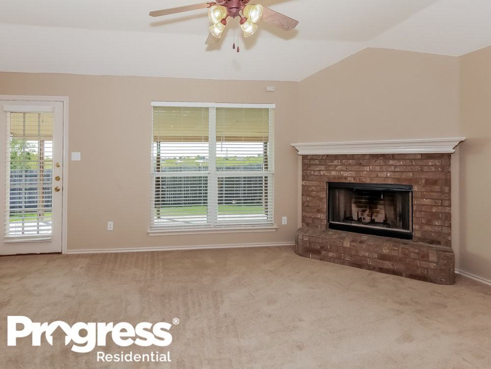 3405 Saint Vincent Rd - Photo 2 of 14