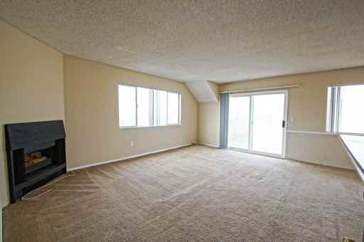 520 Manhattan Ave #D - Photo 2 of 46