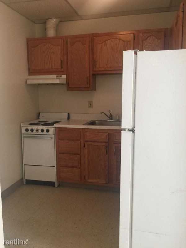 600 Broadway St. - Photo 3 of 15