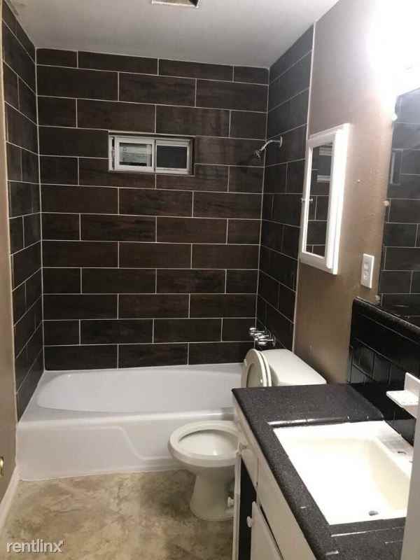 15218 South Dr - Photo 2 of 17
