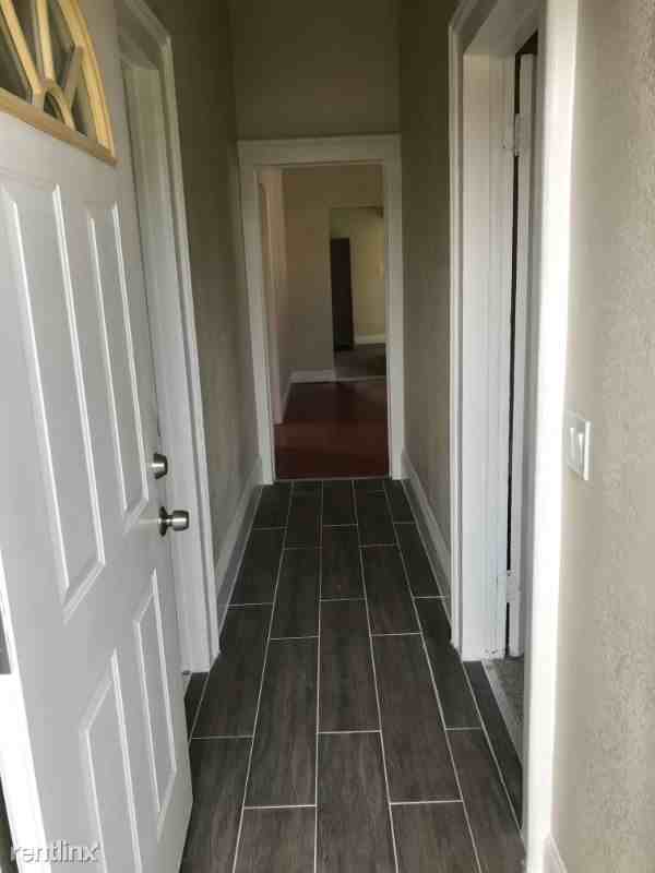 323 Center Street - Photo 2 of 13