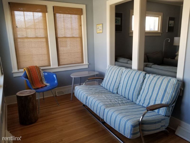 1316 Wolcott Ave - Photo 3 of 24