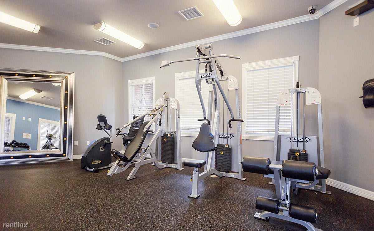 1440 Carrollton Pkwy - Photo 3 of 25