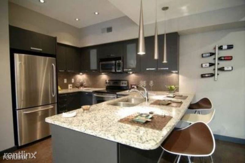 1510 Demonbreun 505 - Photo 2 of 11