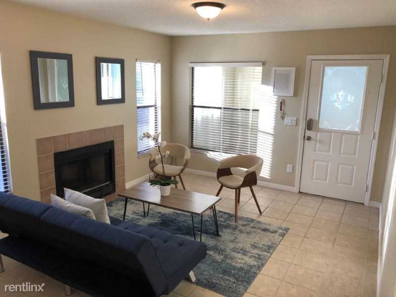 2948 S SEMORAN BLVD - Photo 3 of 18