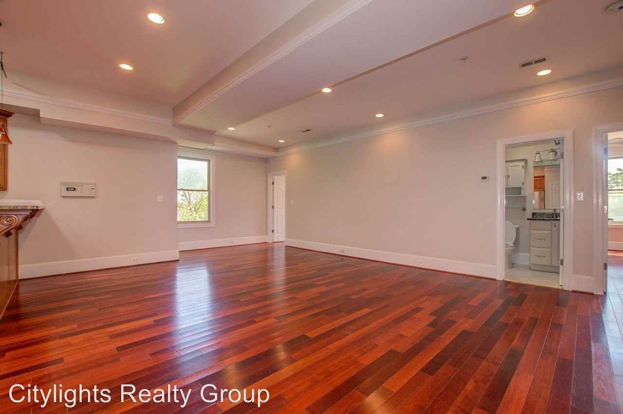 315 12th St NW #302 - Photo 3 of 24