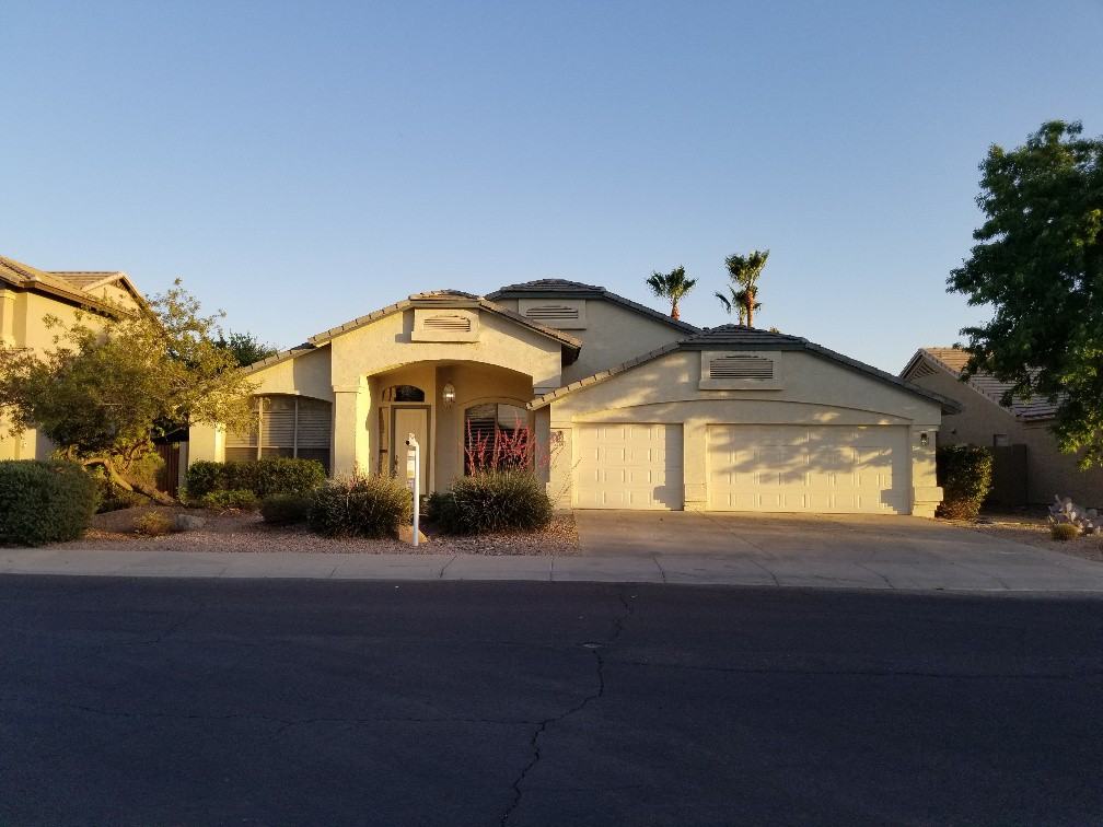 993 E Constitution Dr - Photo 3 of 18