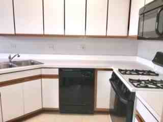 1281 Orleans Dr - Photo 3 of 9