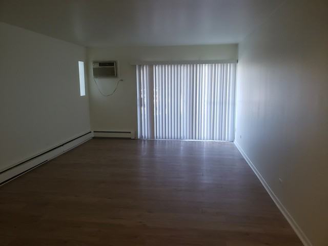 13713 S Stewart Ave #1E - Photo 2 of 10