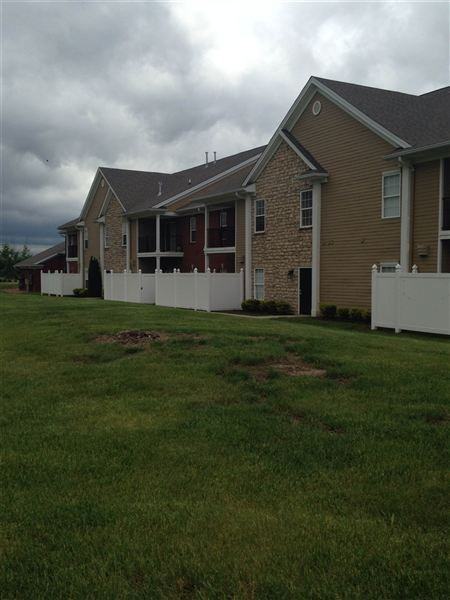 Jefferson Crossings Luxury Condos - Photo 2 of 5