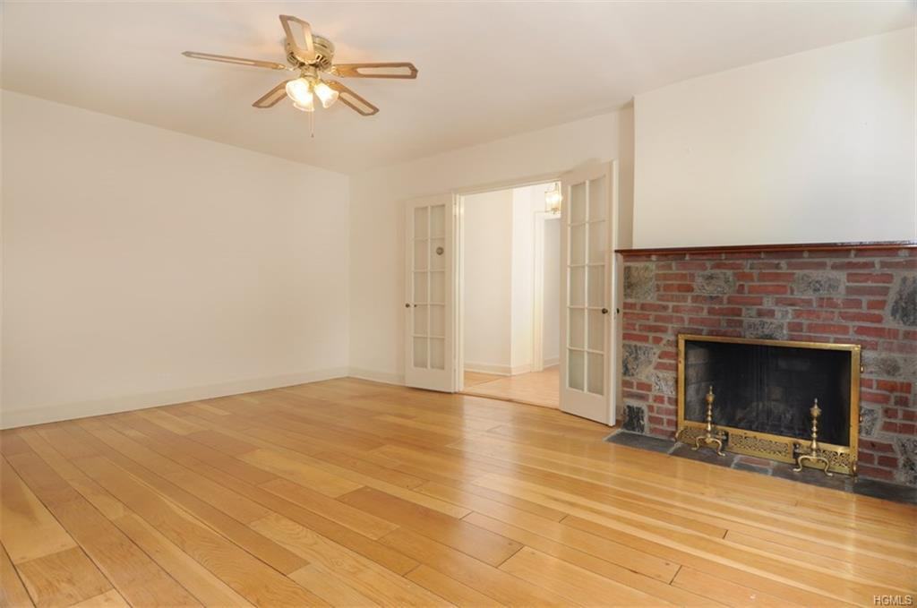 142 Walgrove Ave - Photo 3 of 15