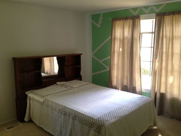 318 Delano St - Photo 2 of 6