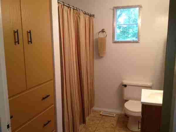 318 Delano St - Photo 3 of 6