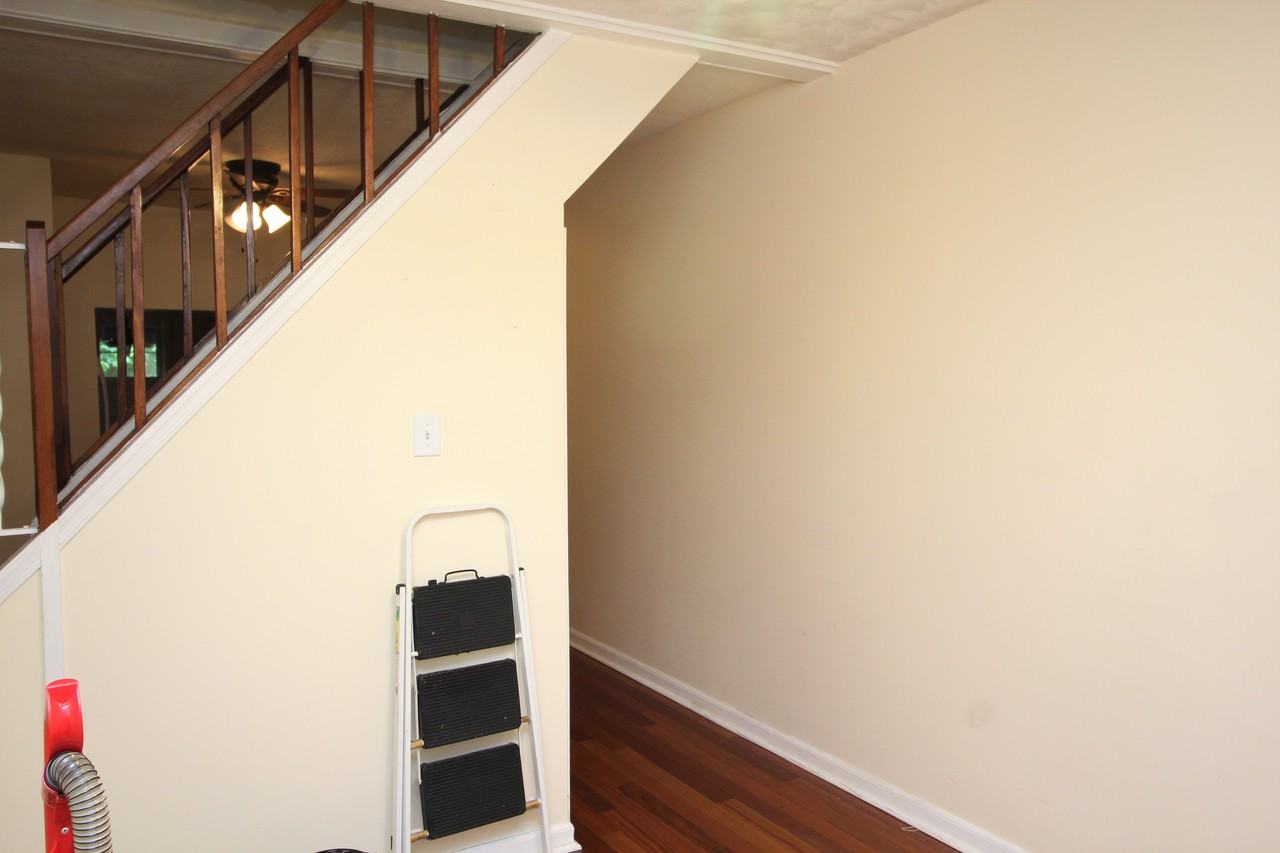 1313 Cooksie Street - Photo 3 of 20
