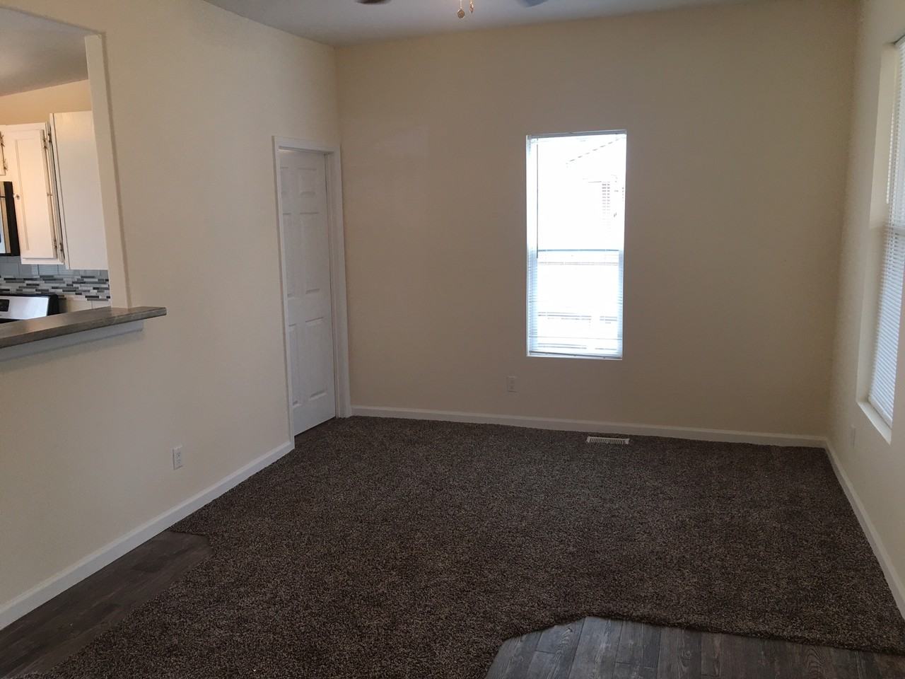 1727 St Francis - Photo 3 of 13