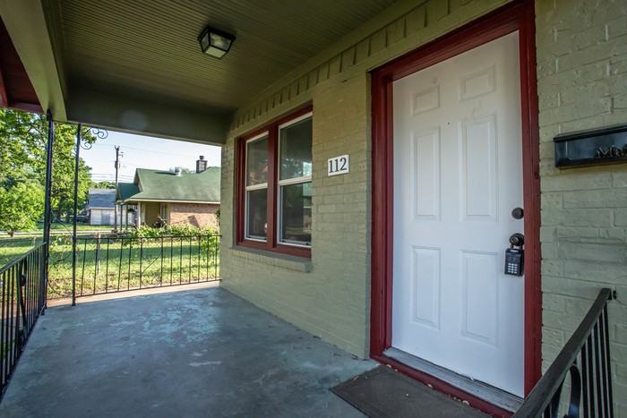 112 Paradise St - Photo 2 of 20