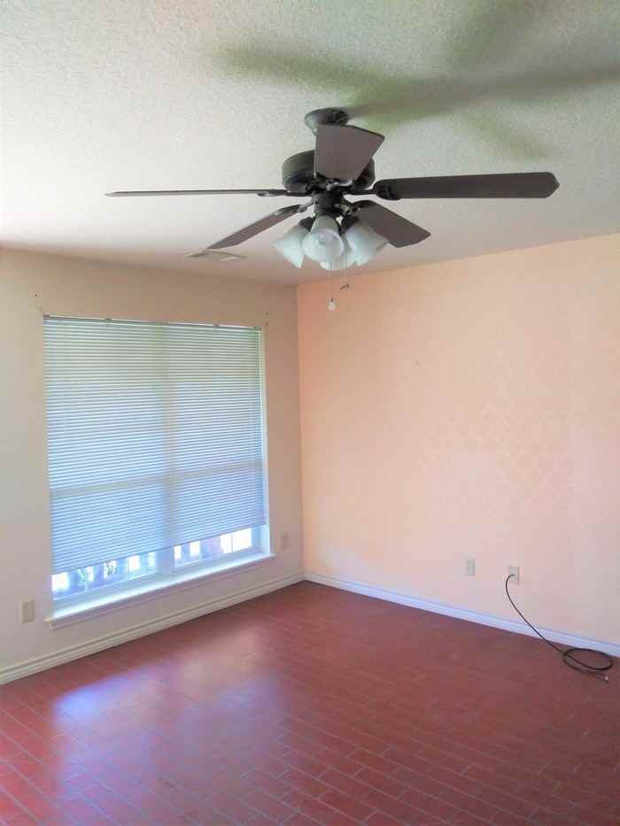 4206 Marsh Street - Photo 3 of 14