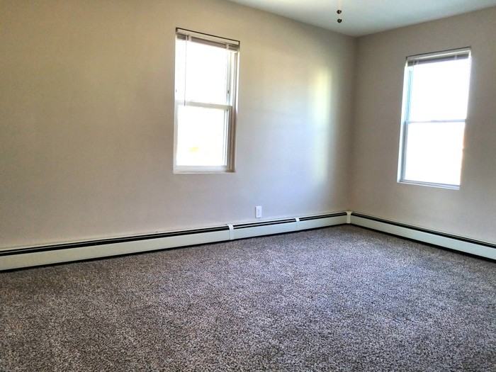 504 2nd St - Photo 2 of 14
