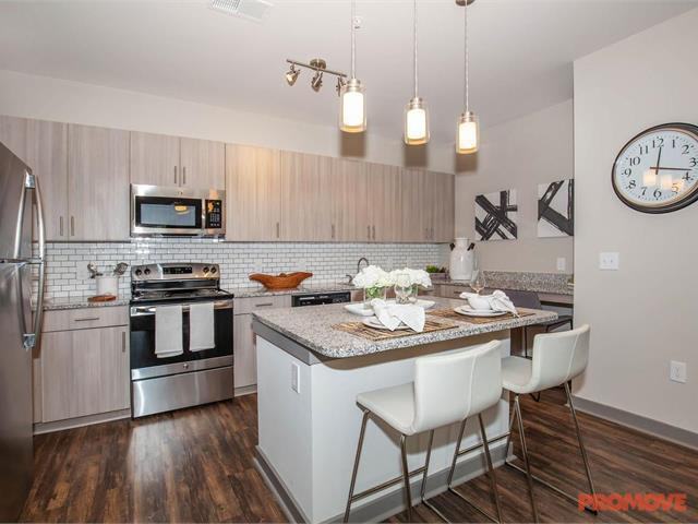 One White Oak - Photo 3 of 10