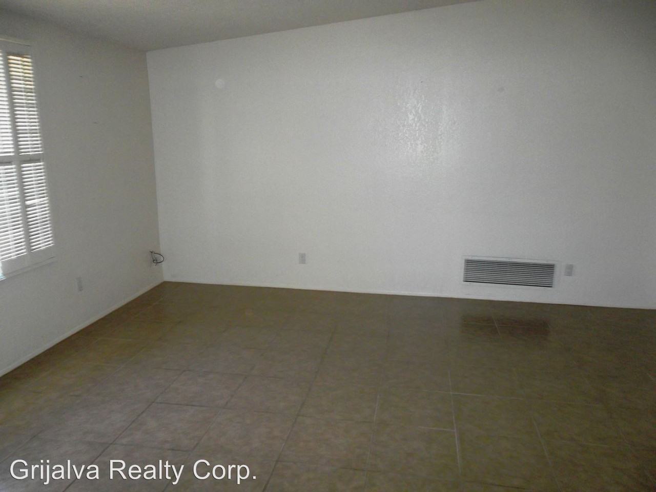 7713 N Lundberg Dr - Photo 3 of 13