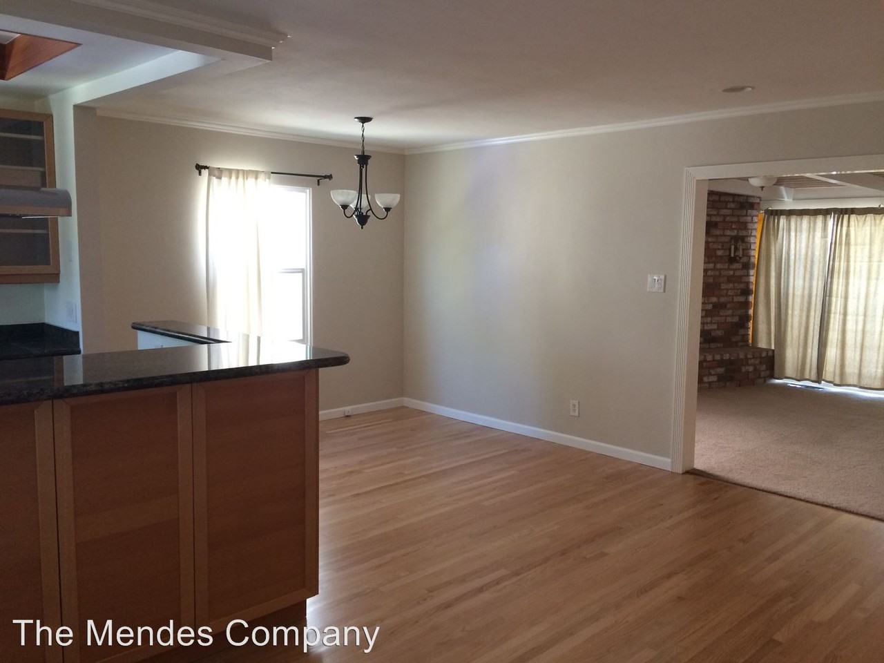 811 Van Nuys St - Photo 2 of 15