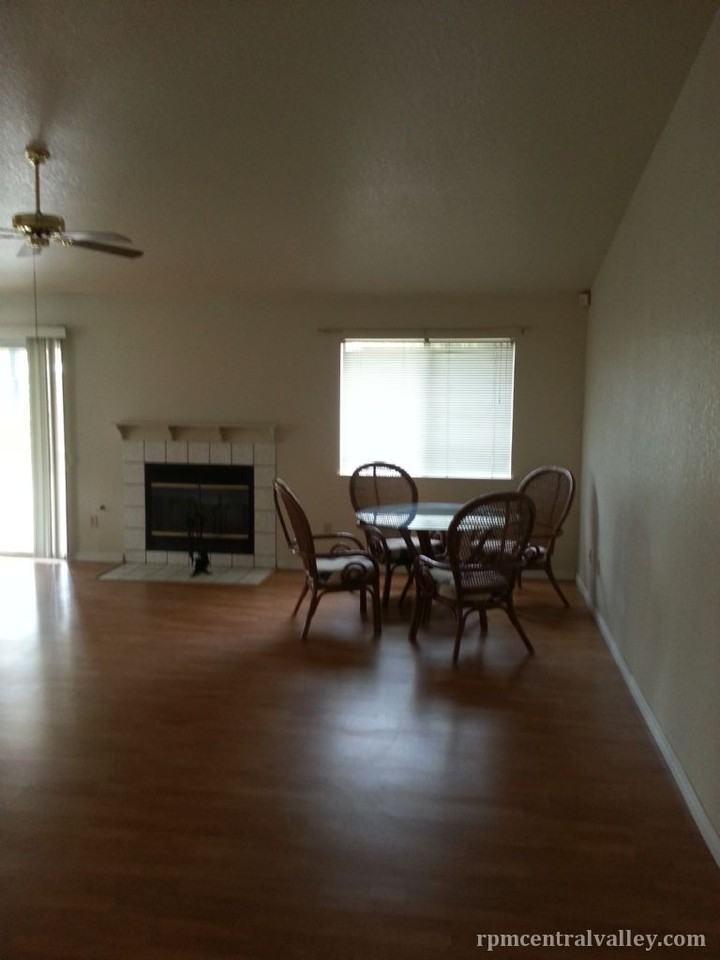 3317 Zurich Ln - Photo 2 of 16