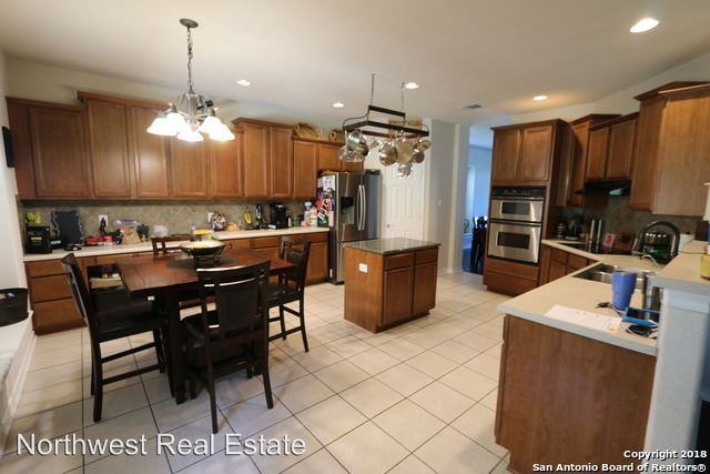 14294 Savannah Pass - Photo 2 of 23