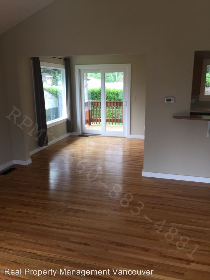 612 Friedel Ave - Photo 3 of 7