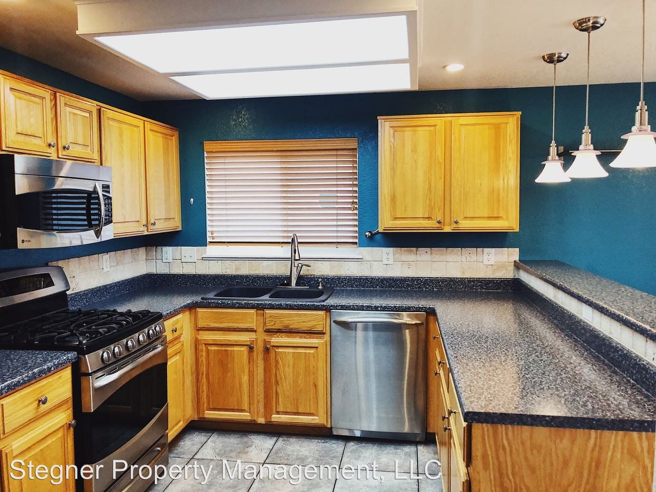 7227 Matheson Dr - Photo 2 of 15