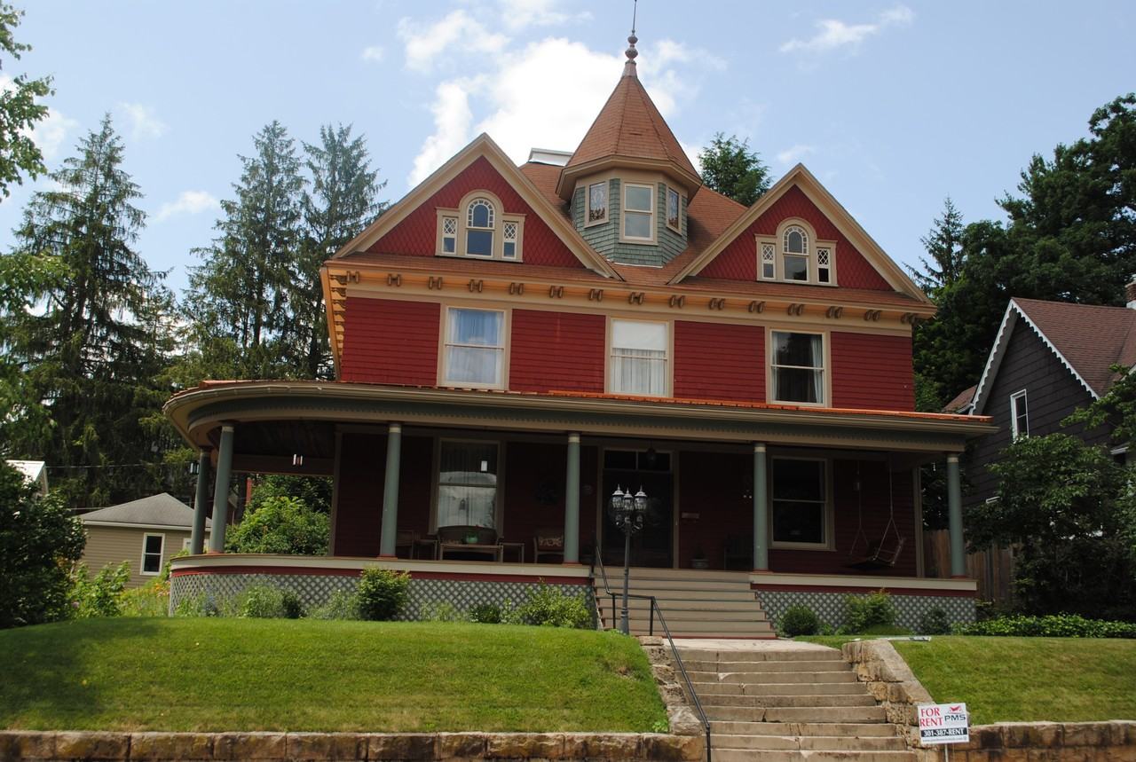 108 N 2nd St - Photo 2 of 27