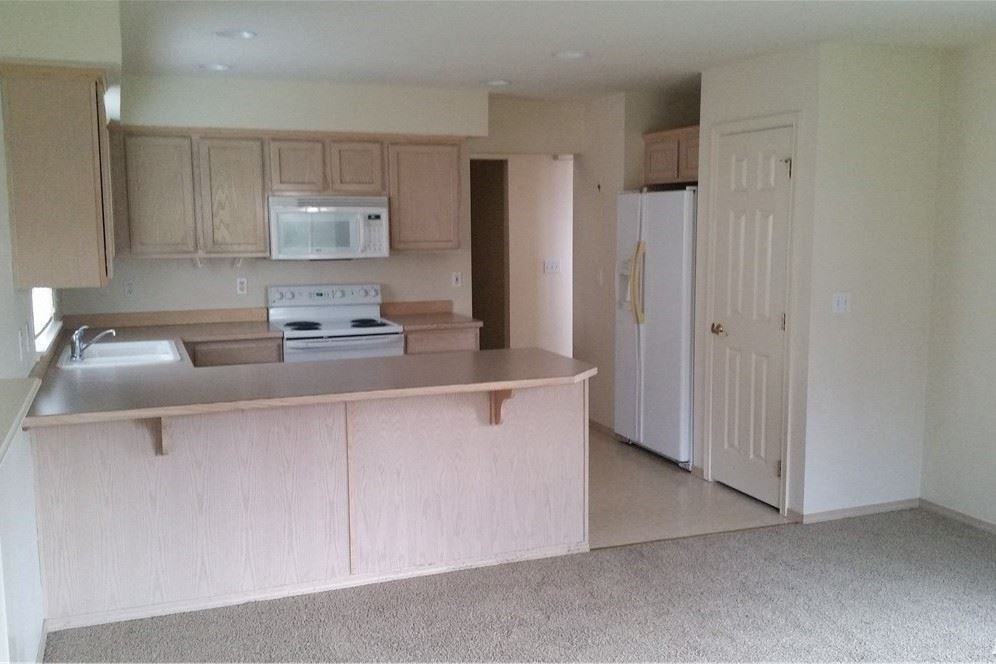 16690 White Mountain Rd SE - Photo 2 of 7