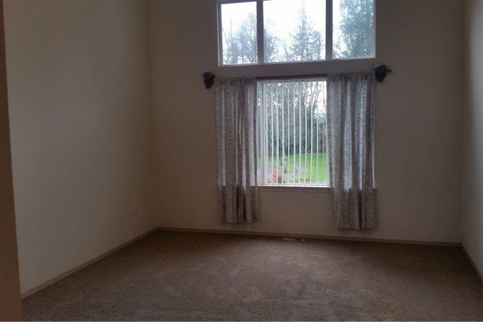 16690 White Mountain Rd SE - Photo 3 of 7