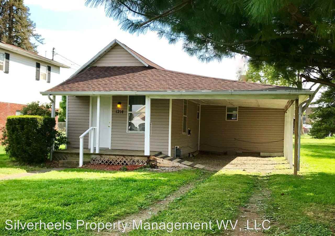 1214 11th St - Photo 2 of 11